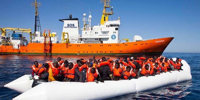 L’oligarchie veut mettre fin à l’immigration massive