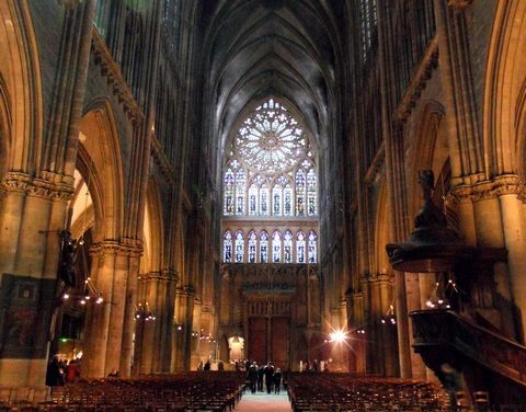La grandeur des cathédrales nous sauvera