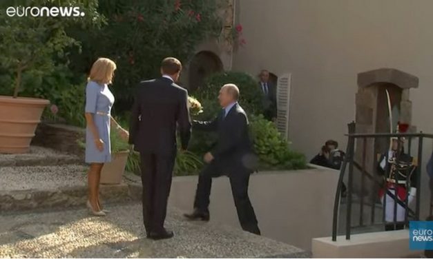 Qui veut briser l’amitié franco-russe ?