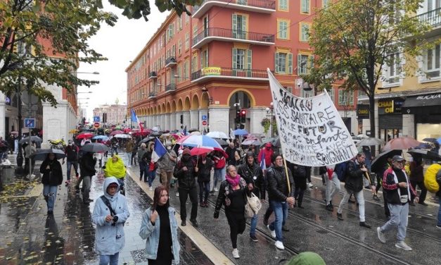 Les <em>anti-passe</em> se mouillent aussi à Nice