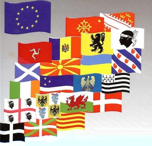 Europe - 100 drapeaux