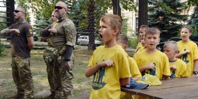 Bataillon Azov - Formation jeunes (1)