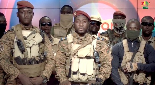 Putsch au Burkina Faso : au-delà du rejet de la France, les printemps africains avancent