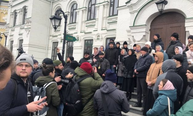 Les barbares de Kiev persécutent l’Église orthodoxe
