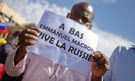 Les Africains ont viré Macron. Pourquoi pas nous ?
