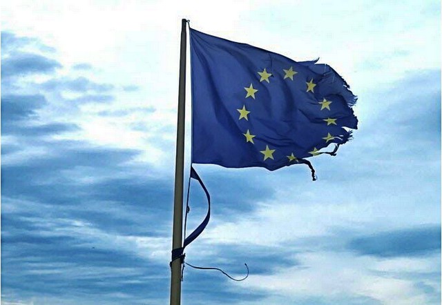 Drapeau Europe Lambeaux