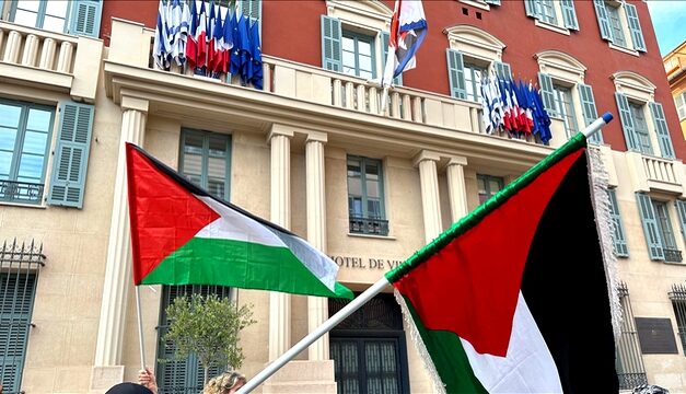 Combien de temps Christian Estrosi pourra-t-il pavaner avec le drapeau israélien ? 🇮🇱