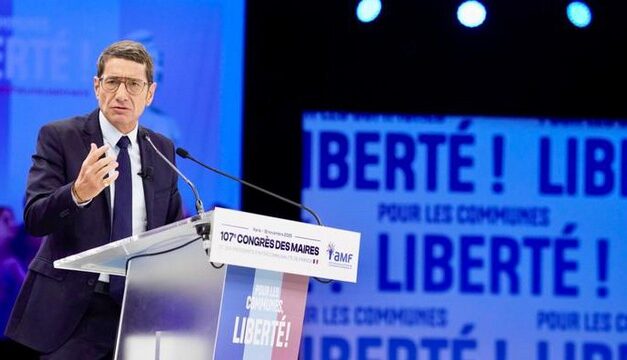 David Lisnard ferait mieux de s’occuper des maires