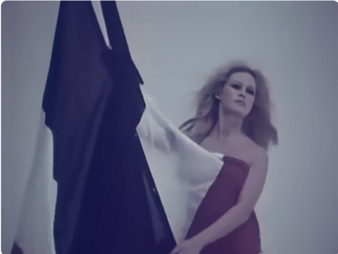 Brigitte Bardot - Drapeau français